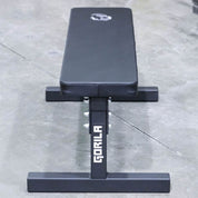 Top view of Gorila Fitness flat bench, made in Canada with premium padding and steel frame for strength training.