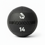 Gorila Medicine Ball 2.0 14 lb (≈6.4 kg) built for durability with overlapped double-stitched seams and a grippy, textured carbon finish.
