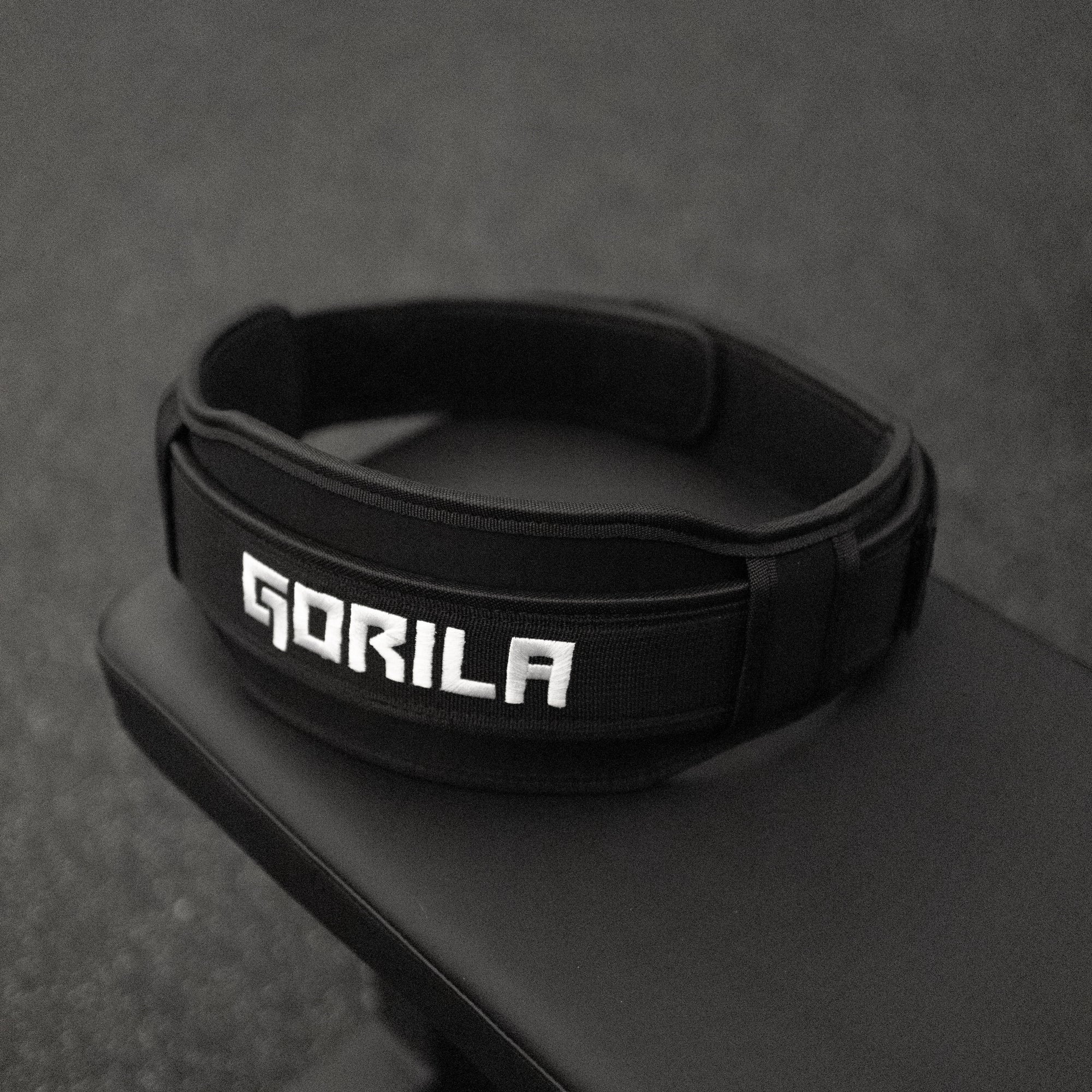 Close-up of a Gorila Fitness weightlifting belt, built for serious lifters seeking maximum core support and strength during heavy training.
