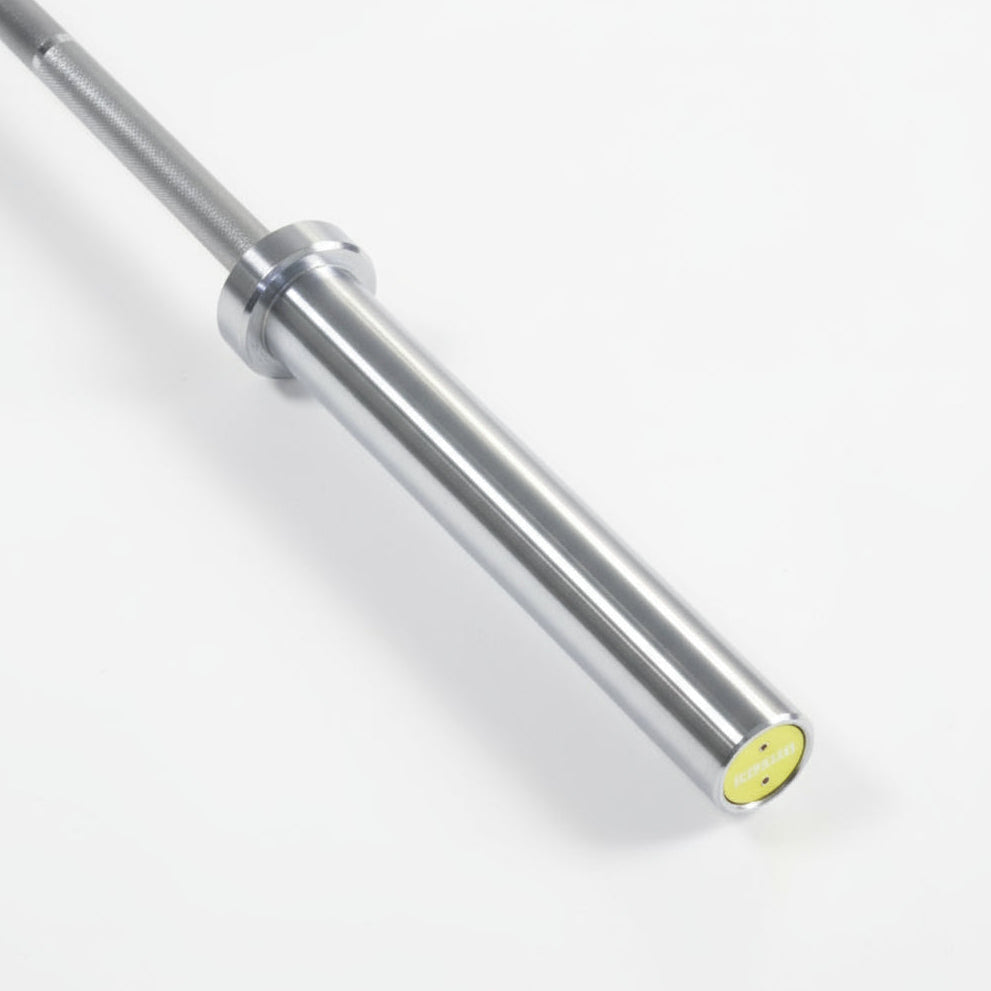 Gorila Women Training Bar 2.0 full view – 15KG Olympic barbell, 25MM shaft diameter, bright zinc finish, designed for women athletes and competition-level training