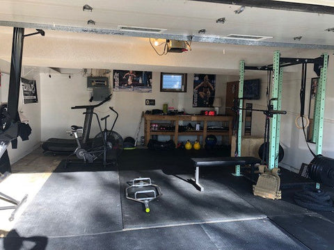 Home gym design idea from a Canadian garage gym build